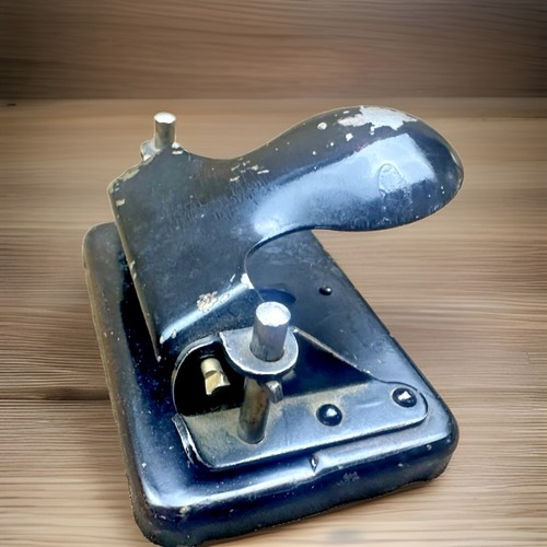 Alter antiker locher - -, hefter