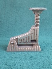 Vintage-Heftgerät aus dem